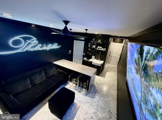 1324 Locust St APT 429, Philadelphia, PA 19107