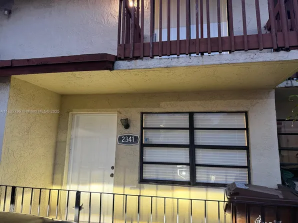 2341 W 66th Pl #103, Hialeah, FL 33016