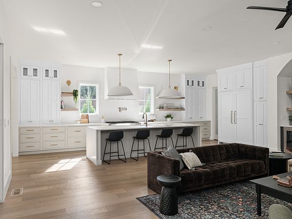 4th image of 706 Brook Hollow Rd