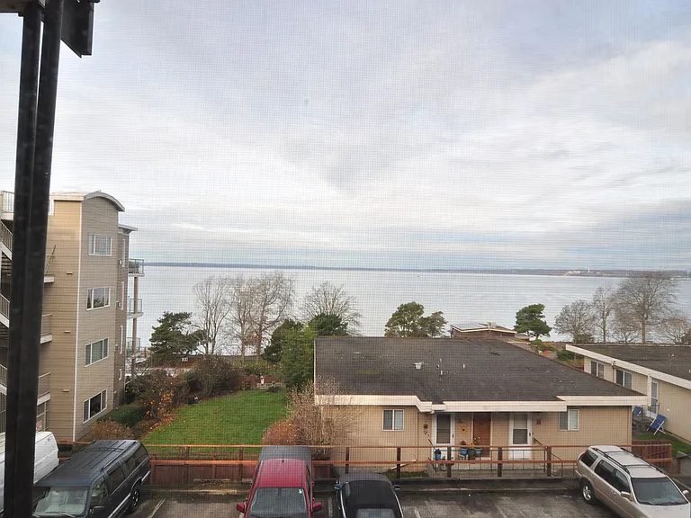 490 S State St — Photo 24