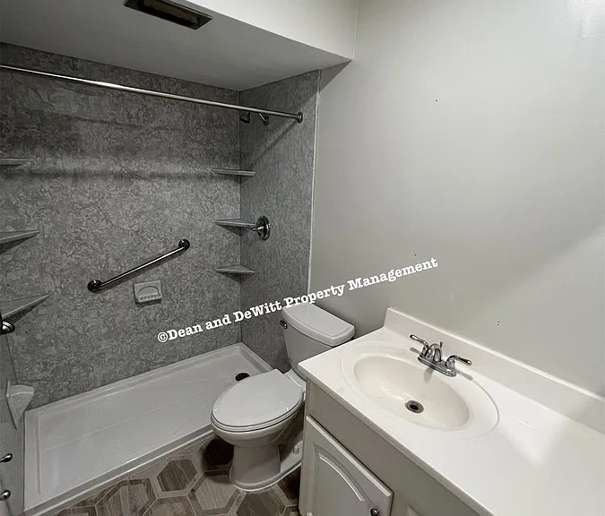 1001 77th Ave N #303 — Photo 14