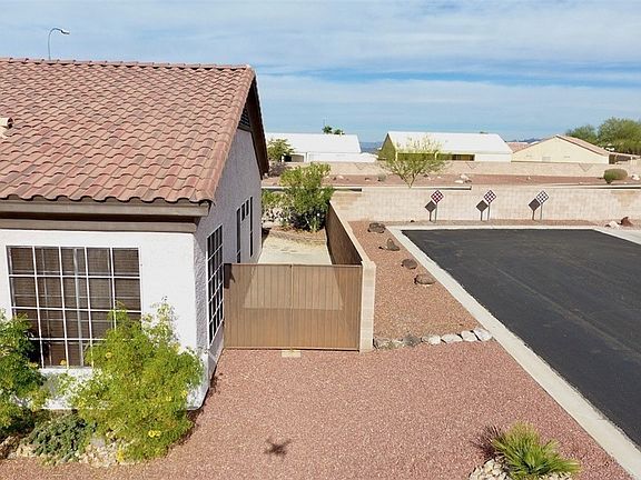 3rd image of 2341 Brookfield Drive