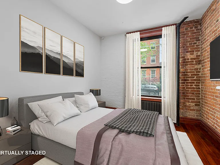 316 W 19th St #1E — Photo 3