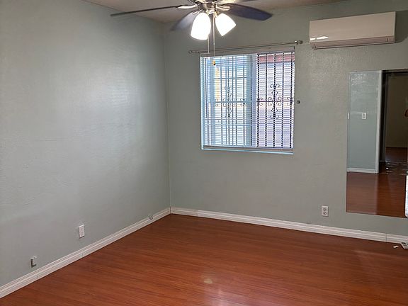 3rd image of 2441 Earle Ave