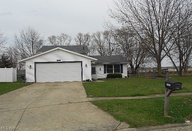 1st image of 240 Idaho Ave