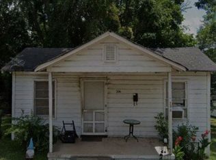 204 Thomas Ln, Lancaster, SC 29720