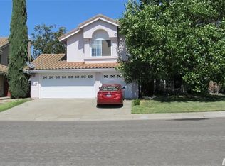 8359 Red Fox Way, Elk Grove, CA 95758