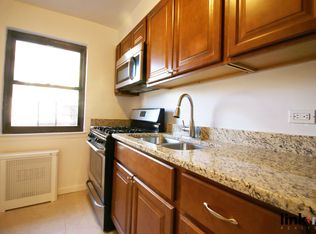 15336 73rd Ave APT 3B, Flushing, NY 11367