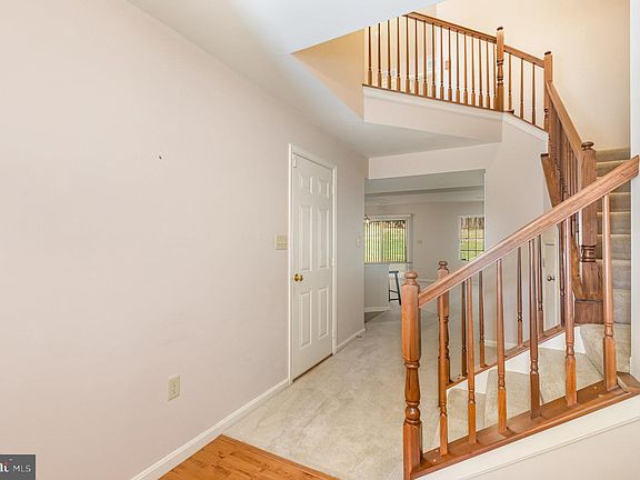2nd image of 620 Glenbrook Dr