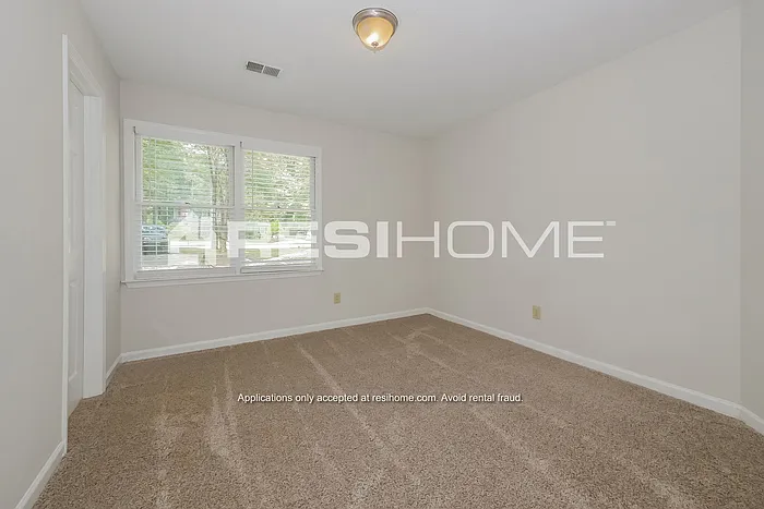 10 Homeport Dr — Photo 13