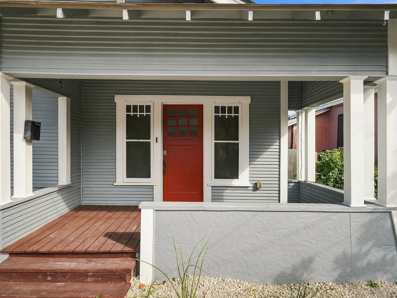 1323 Burnet Street - 1 — Photo 4