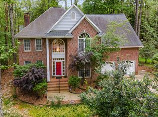 2006 S Hawick Ct, Chapel Hill, NC 27516