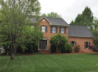 2254 Jon Chris Dr, Harrisburg, NC 28075