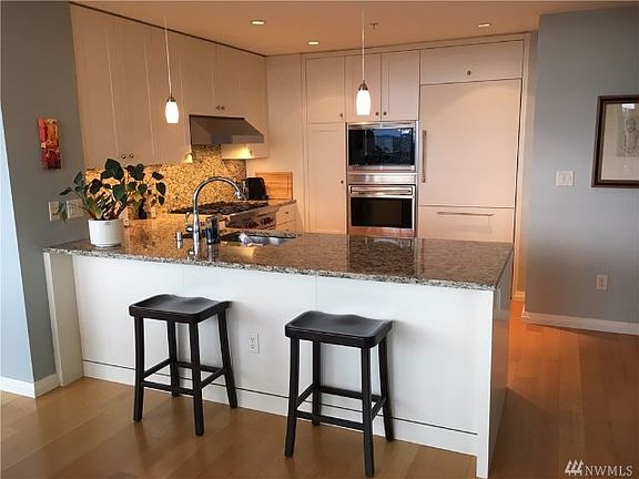 2nd image of 10700 NE 4th St Unit 3812