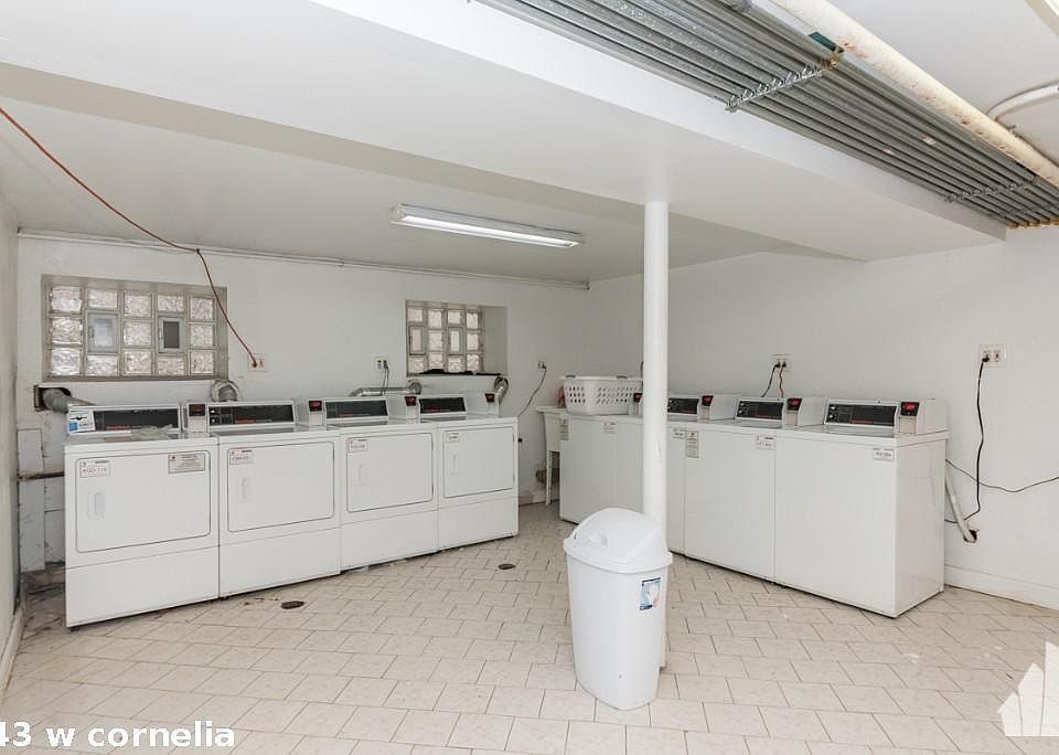 1st image of 843 W Cornelia Ave #726