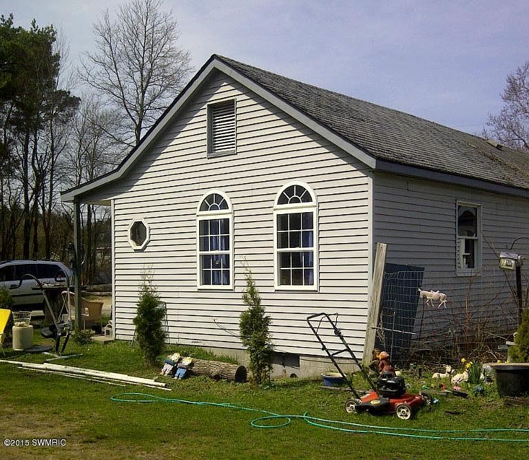 2nd image of 2845 Cline Rd