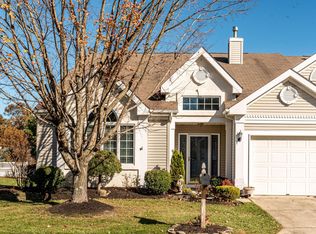 52 Harwood Rd, Monroe Township, NJ 08831