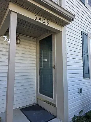 2 bed, 2.5 bath, 1224 sqft, $2,000 — Photo 2