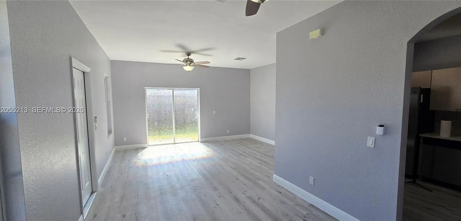 3 bed, 2.0 bath, $2,600 — Photo 3