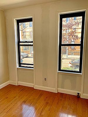 4th image of 30-33 41st St #1F