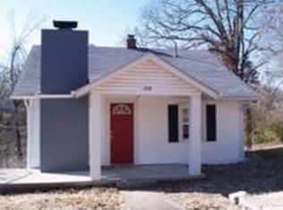 216 N Maple St, Harrison, AR 72601