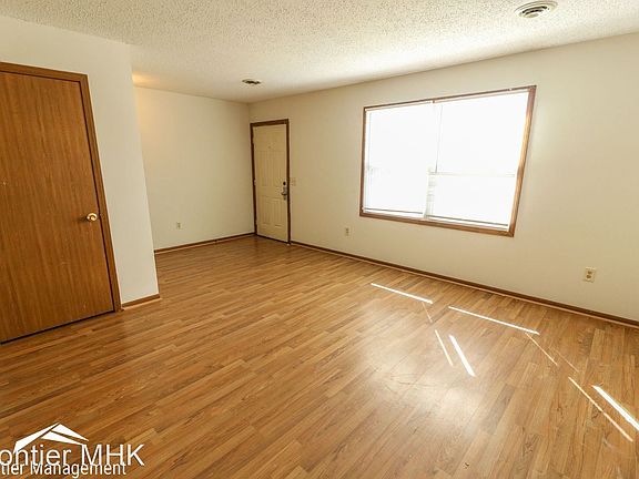 2nd image of 2538 Candle Crest Cir