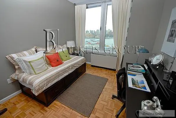 Rented by Bouklis Group | media 2