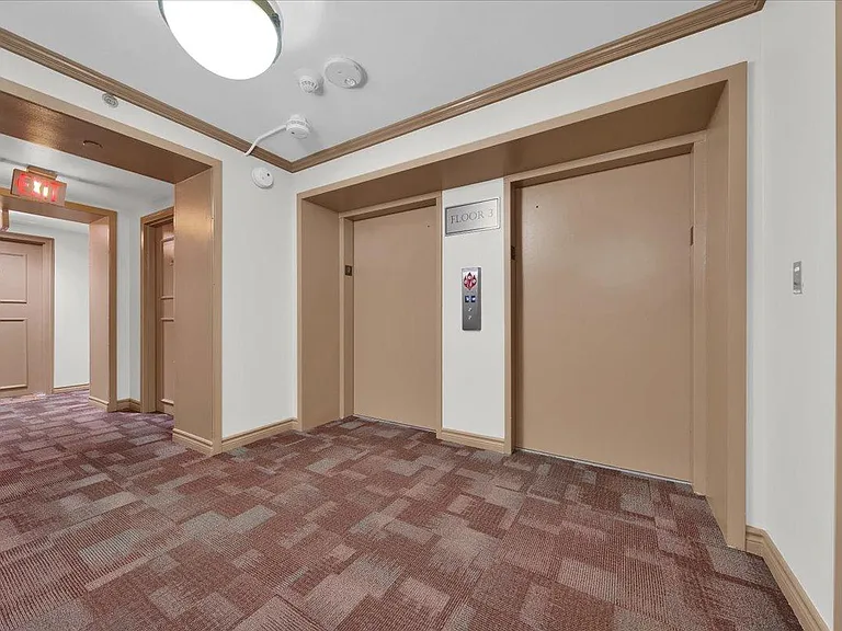 3320 Spinnaker Ln #3A — Photo 4