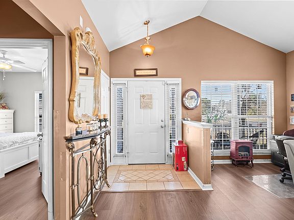 5th image of 141 Tradd St.