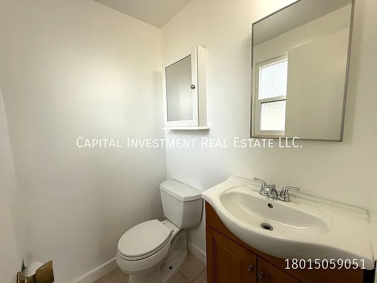 1047 E 5235 S — Photo 10