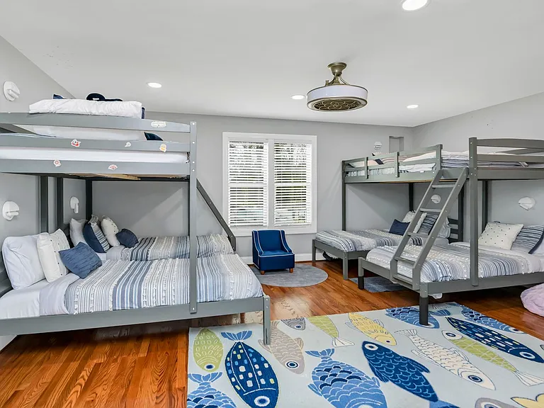 215 Mariners Pointe Rd — Photo 42