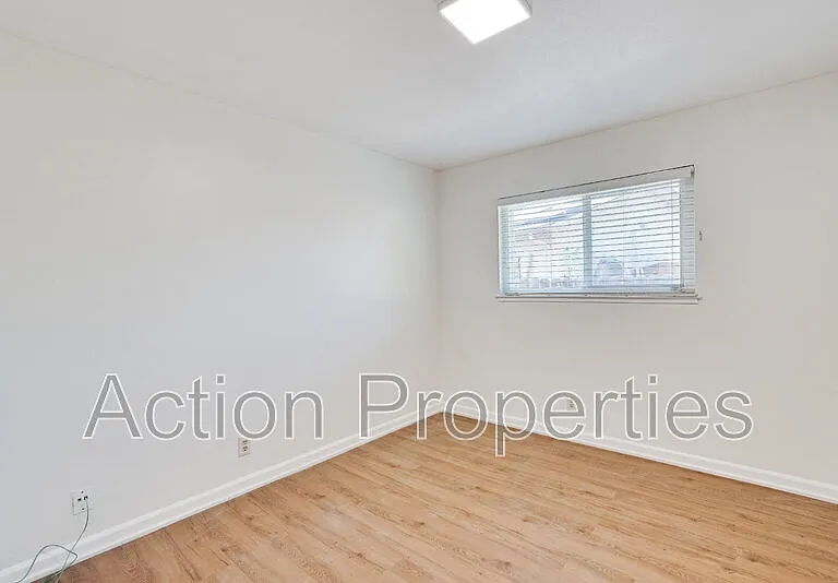 2280 Brentwood Ct — Photo 22