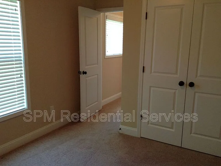 107 Roughleaf Trl — Photo 28