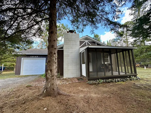 1848 Cherry Creek Trl, Grayling, MI 49738