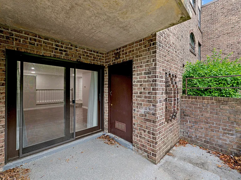 7 Silverwood Cir #3 — Photo 28