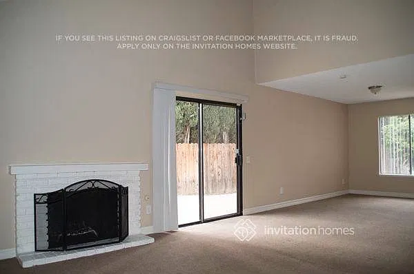 2444 N Orange Ave Rialto, CA 92377 — Photo 2