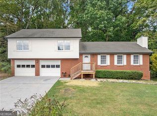 371 Sophomore Ln, Lawrenceville, GA 30044