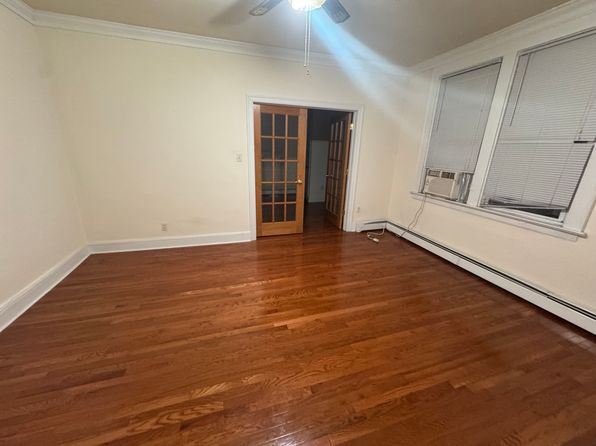 24 Coppola St APT 3