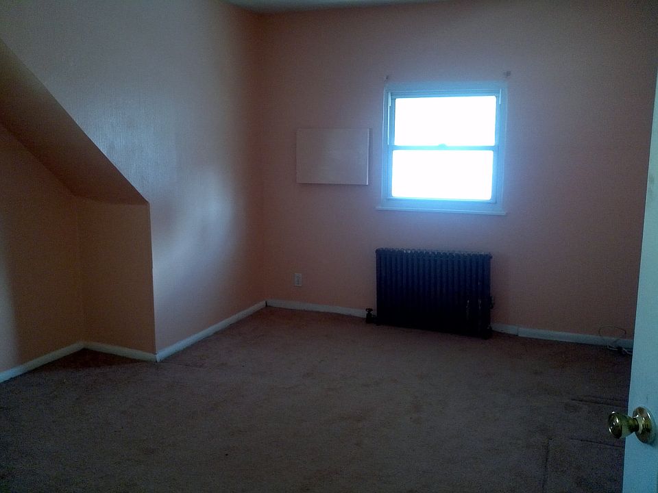 1st image of 21884 98th Ave