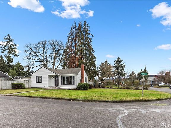 3rd image of 28 Oak Park Dr SW