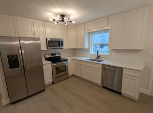 1328 Cambridge Dr, Leesburg, FL 34748