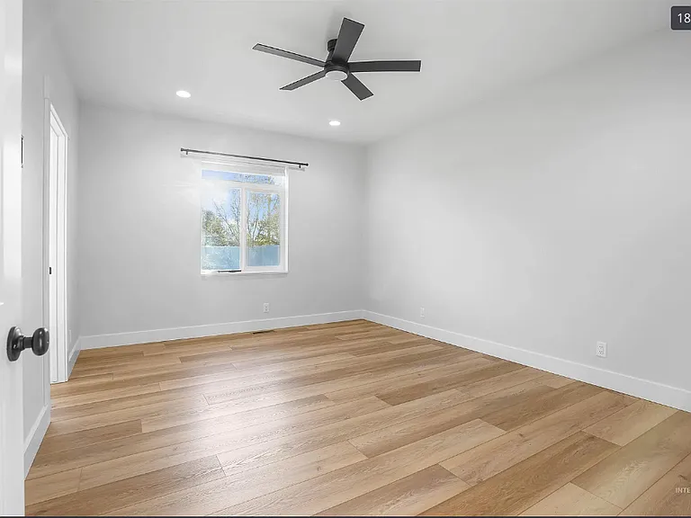 520 Biscotti Loop — Photo 1