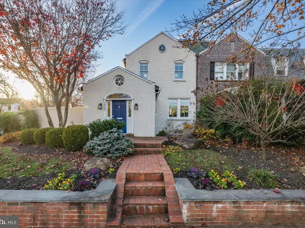 1900 37th St NW, Washington, DC 20007