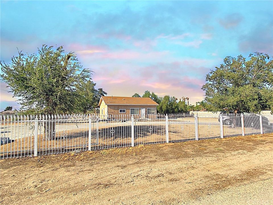 1st image of 1641 W Avenue L12