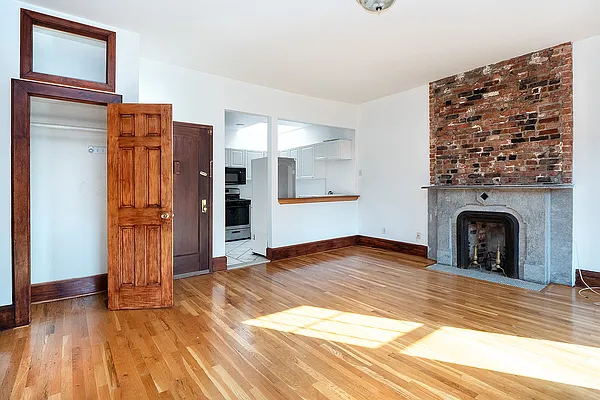 Rented by Harlem Lofts | media 6