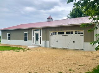 24761 Genesee Rd, Sterling, IL 61081