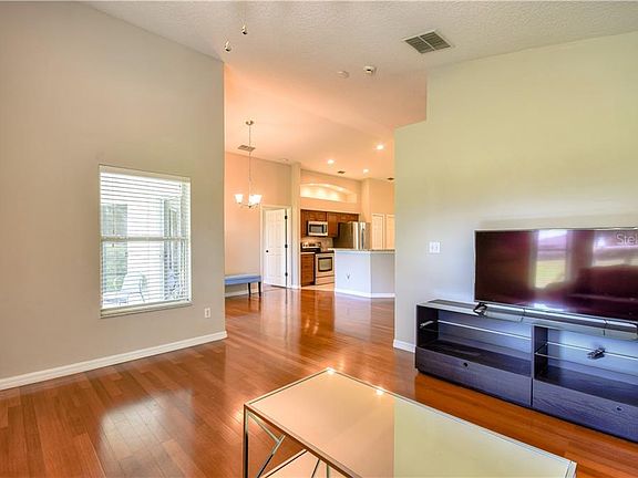 3rd image of 15362 Amberbeam Blvd