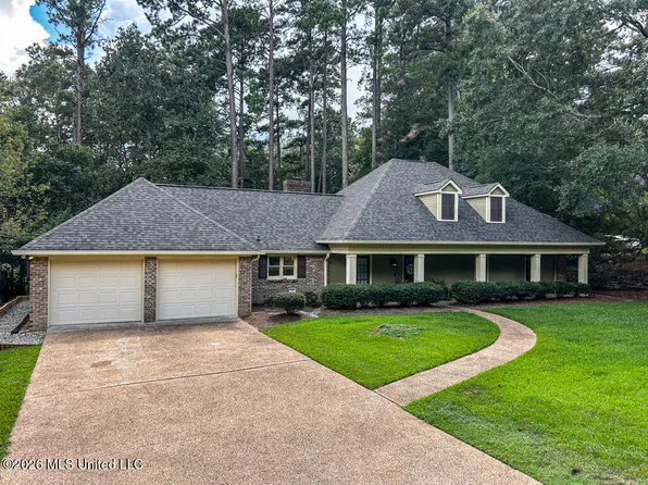 469 Arundel Dr, Brandon, MS 39047