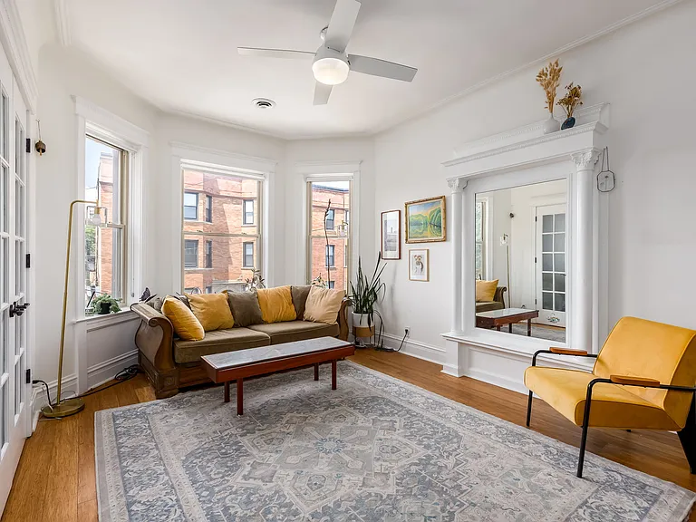 3833 N Wilton Ave #2N — Photo 3
