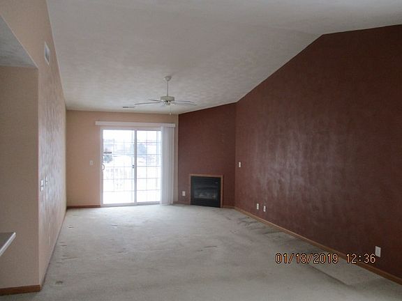 3rd image of 5136 Diane Ct